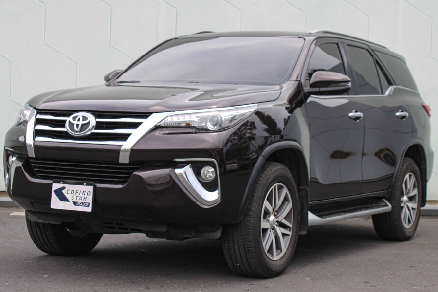 TOYOTA FORTUNER 4X4 2019 - 1610